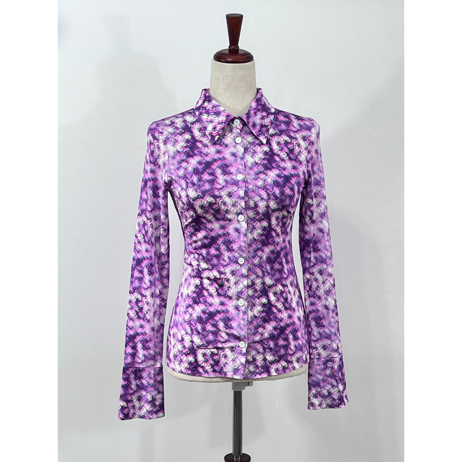 Grover Rad Sz S Small Purple Haze Watercolor Floral Button Front Shirt Top Nwt — image 2 of 8